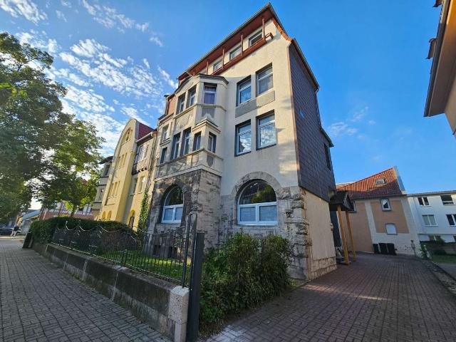 Einziehen und Wohlfühlen* Neu renovierte 3 Zimmer Maisonette Wohnung