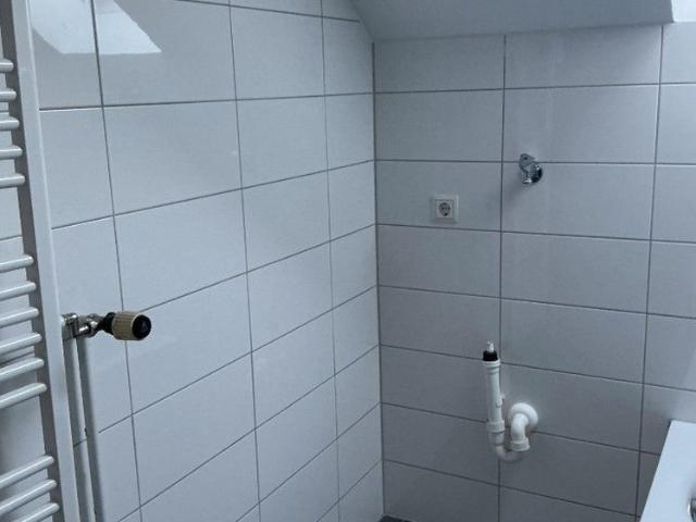 Einziehen und wohlfühlen: Renovierte Wohnung mit Balkon in Steinbühl