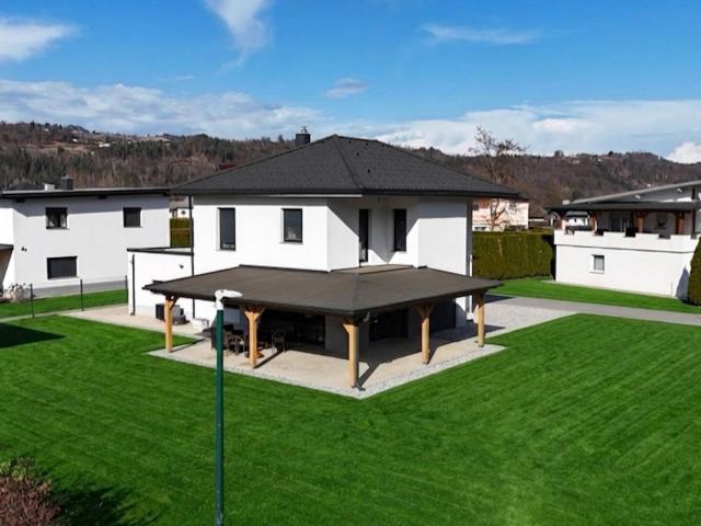 Einziehen und Wohlfühlen Zeitloses Design & modernste Technik in Feistritz im Rosental