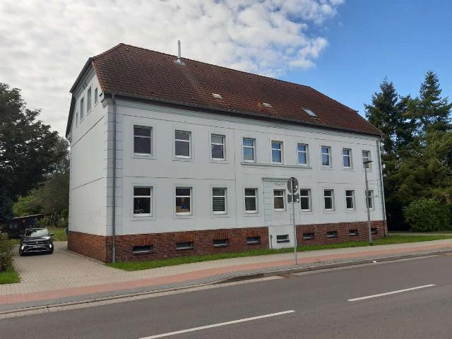 Einziehen & zuhause fühlen – 3 Raum Wohnung mit Gartennutzung