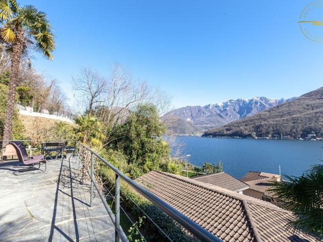 EINZIGARTIG 2.5 ZIMMER WOHNUNG MIT SEEBLICK, GARTEN UND TERRASSE