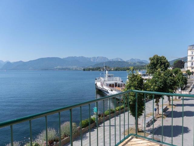 Einzigartig wohnen im historischen Kammerhof Traumwohnung im Zentrum von Gmunden mit atemberaubendem Ausblick