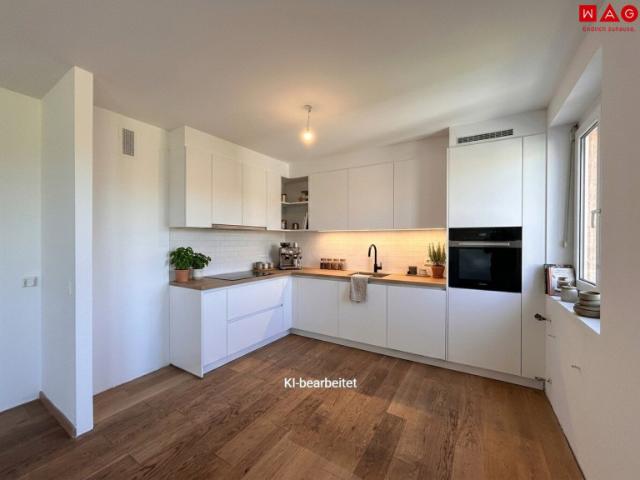 Einzigartig aufgeteilte 2 Zimmer Wohnung verleiht eine angenehme Wohnatmosphäre! Genießen Sie den Vorteil von einem eigenen Tiefgaragenabstellplatz!