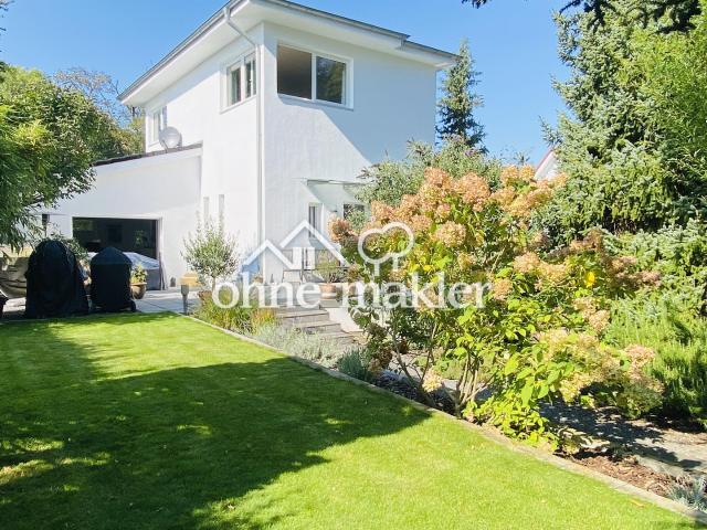 Einzigartig in Erftstadt: Villa mit traumhaften Garten