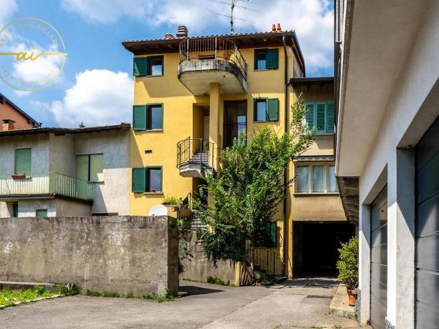 EINZIGARTIGE 3 ZIMMIGE WOHNUNG MIT GARTEN ZU VERKAUFEN