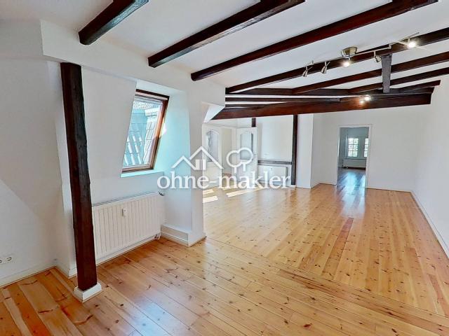 Einzigartige 6 Zi. Maisonette Whg. im modernisierten Altbaustil mit EBK und 2 BÄDERN