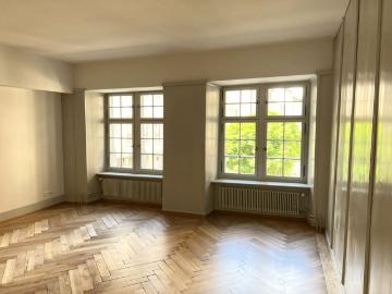 Einzigartige Altstadtwohnung mit 30 m² Innenhof Terrasse