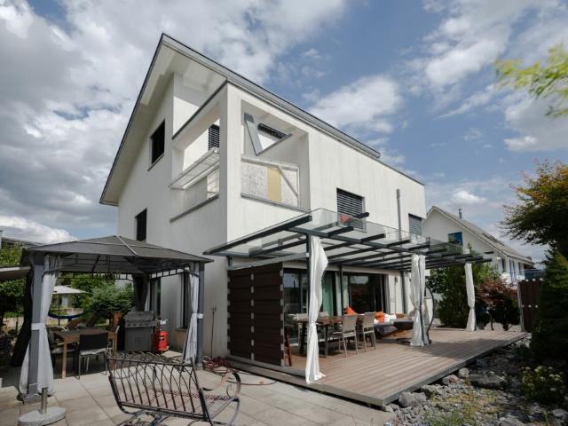 Einzigartige Architektur Lichtdurchflutet Grosszügig