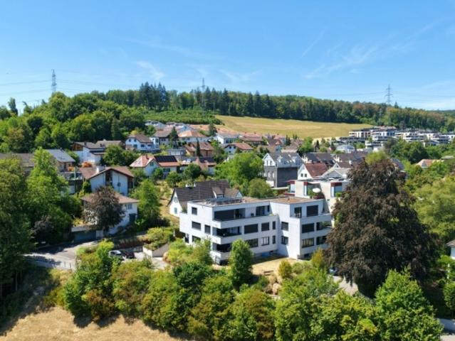 Einzigartige Gartenwohnung an begehrter und erhöhter Lage