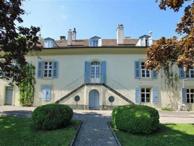 Einzigartige Domain in prestigeträchtiger Lage