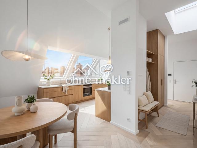 Einzigartige Dachgeschosswohnung mit herrlicher Süd Dachterrasse zum ruhigen und grünen Innenhof