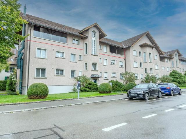 3.5 Zimmer Wohnung mit lichtdurchflutetem Atrium und zwei Balkonen