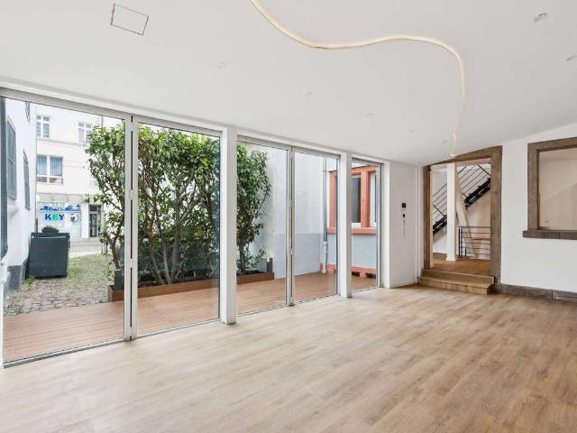Einzigartige Loft Maisonette mit Terrasse, 1789er Originalwand & 3,05 m Raumhöhe in Durlach