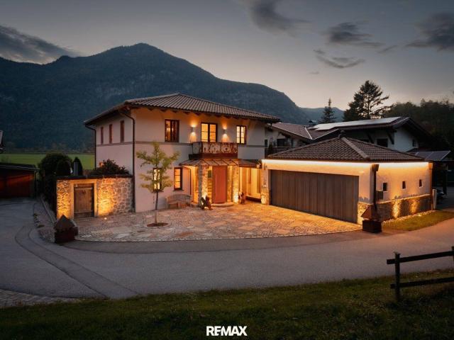 Einzigartige Villa mit modernster Ausstattung & Bergblick!