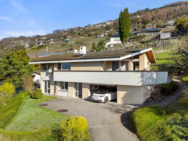Einzigartige Villa mit Panoramaseeblick