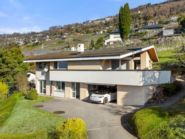 Einzigartige Villa mit Panoramaseeblick
