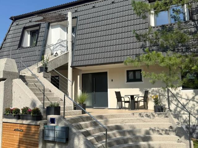 Einzigartiges Mehrgenerationen Traumhaus in Sollenau Provisionsfrei