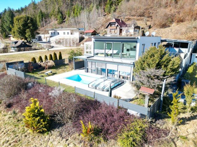 Einzigartiges Anwesen in Tibitsch Zweifamilienhaus, Ferienhaus, Pool & Baugrund auf großzügigem Areal
