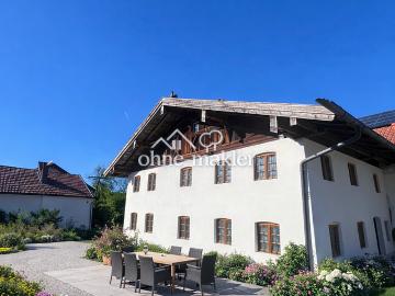 Einzigartiges Bauernhaus 1482 – Luxus Sanierung & Erstbezug