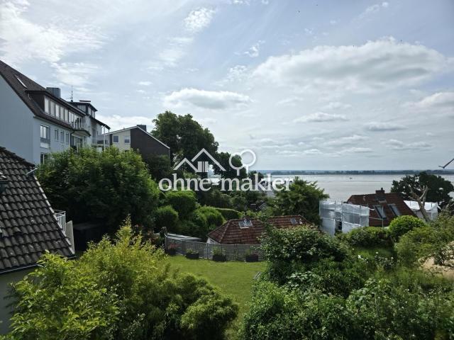 Einzigartiges Einfamilienhaus im Blankeneser Treppenviertel mit Elbblick und Garten