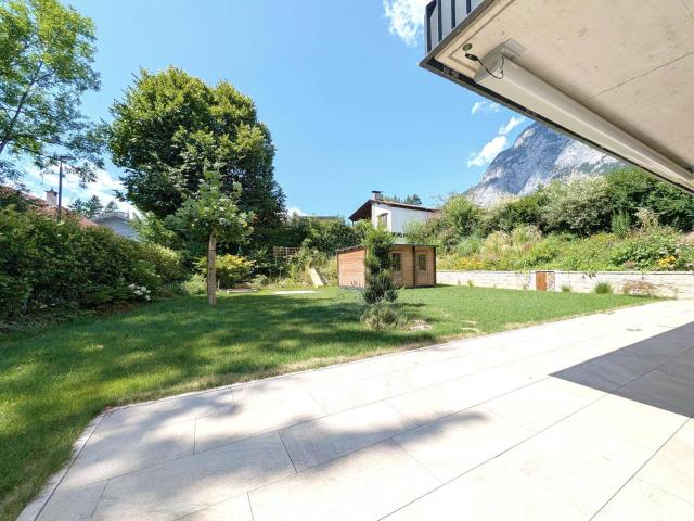Einzigartiges Gartenparadies – Hochwertige 4 Zimmer Wohnung mit Traumterrasse