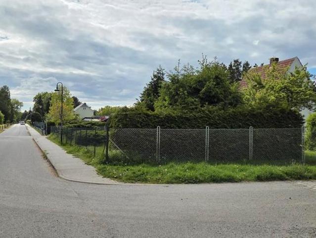 Einzigartiges Grundstück mit Einfamilienhaus in Panketal