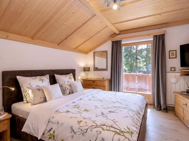 Bezauberndes Tiroler Landhaus mit Großer Gartenoase