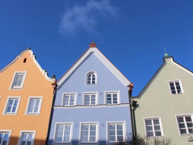 Einzigartiges Wohnen über den Dächern Weilheims – Loft Charme trifft Blick auf den Peißenberg