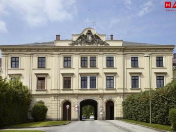 Einzigartiges Wohnerlebnis für Anspruchsvolle! Nachgefragte, sichere, naturnahe, helle Whg. In den historischen Dragonerhöfen leistbare Konditionen!