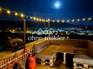Einzigartiges Wohnjuwel am Weinberg: Maisonette Wohnung mit Panoramablick in Stuttgart Untertürkheim