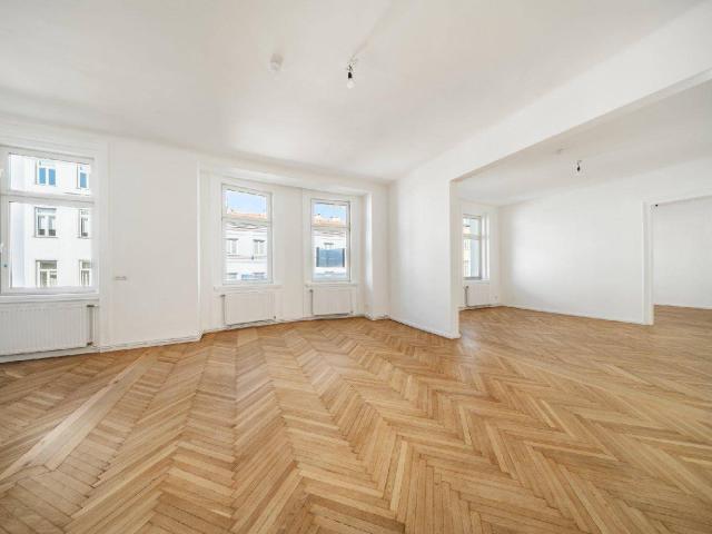 Einzigartiges Wohnkonzept: 150 m², 5 Zimmer und Loft Flair für individuelles Leben