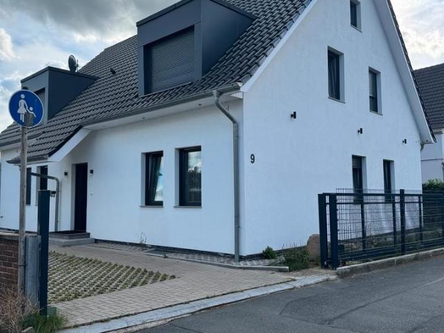 EinZweifamilien Haus Baujahr 2023