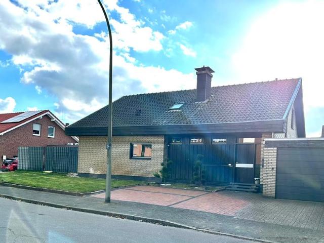 EinZweifamilienhaus in BorkenGemen Privat Verkauf