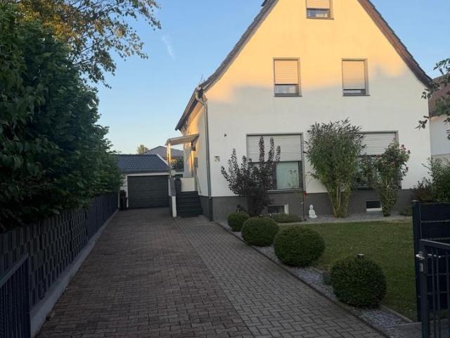 EinZweifamilienhaus von Privat