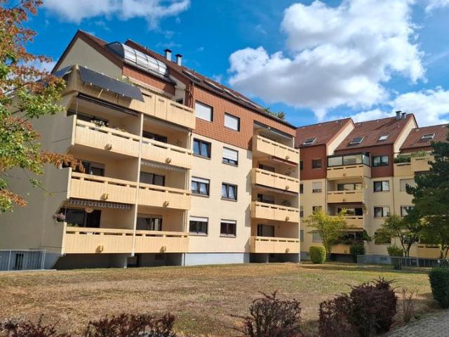 einzugsbereite 3,5 ZKB Dachgeschosswohnung in 68782 Brühl