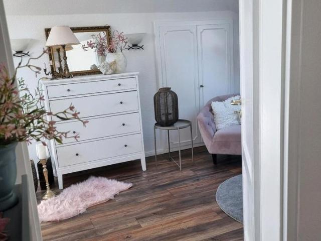 Einzugsbereiter Walmdachbungalow mit Garage im Reinkenheider For