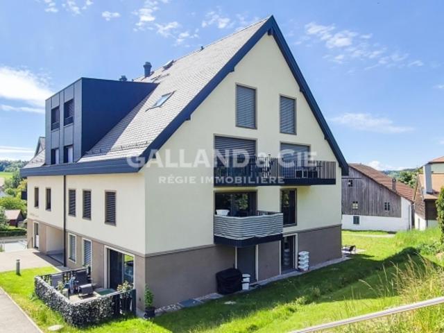 Ein 102 m² großes Gelände mit bemerkenswertem Potenzial