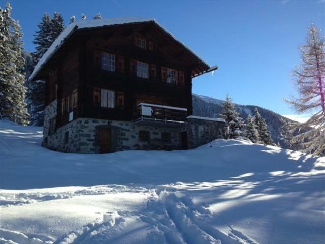 Ein Chalet aus Holz und Seele, am Ende des Weges