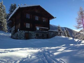 Ein Chalet aus Holz und Seele, am Ende der Straße