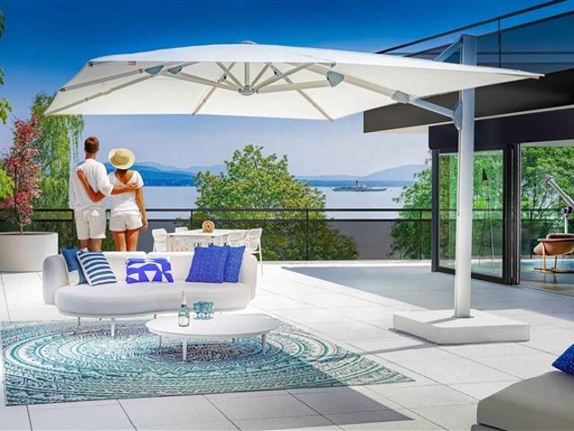 Großartige neue 5,5 Zimmer Wohnung mit exklusiver 360° Terrasse