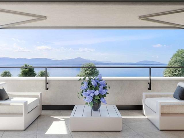 Außergewöhnliche 5,5 Zimmer Wohnung am See mit großzügiger Terrasse