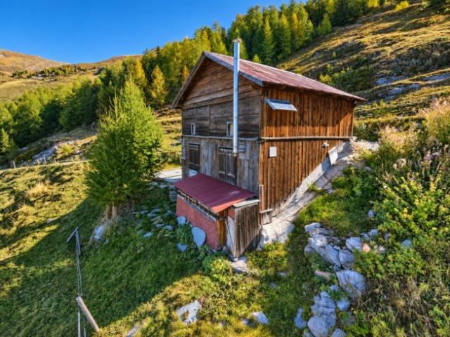 Ein außergewöhnliches Grundstück im Herzen der Mayens de Mase Gebirgsweiden