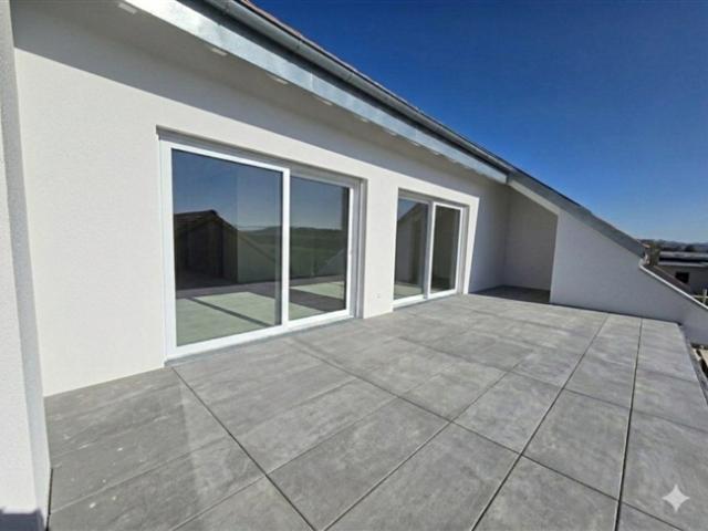 EIN AUSSERGEWÖHNLICHES GRUNDSTÜCK MIT GARTEN, TERRASSE OHNE SICHTWEISE UND BERGBLICK!