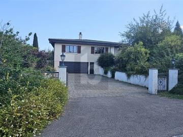 EIN AUSSERGEWÖHNLICHES ZUHAUSE