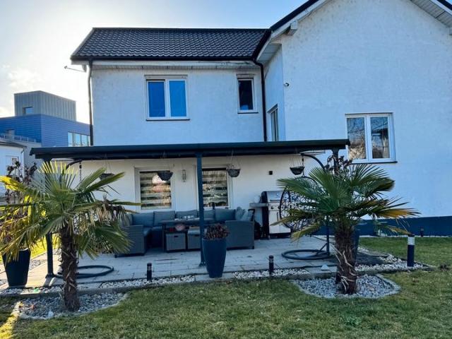 Ein bis Zweifamilien Haus zum verkaufen
