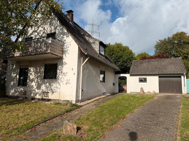 Ein bis Zweifamilienhaus in E Überruhr mit 1120 qm Grundstück
