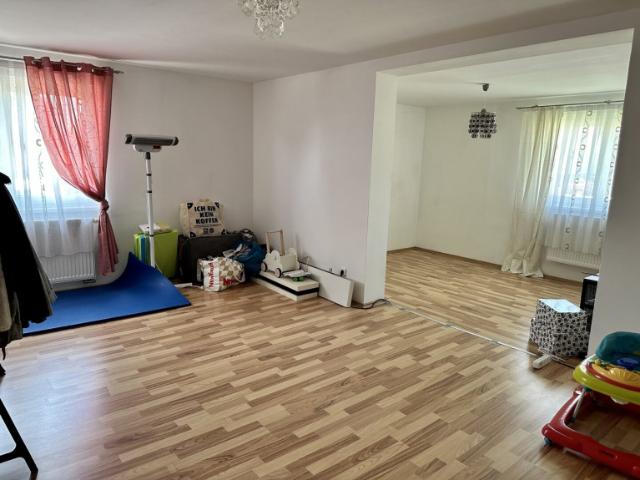 Ein bis Zweifamilienhaus mit großem Garten in exzellenter Lage in Pregarten