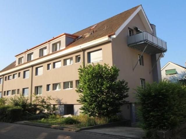 Ein glücklicher Wohnungsstart!
