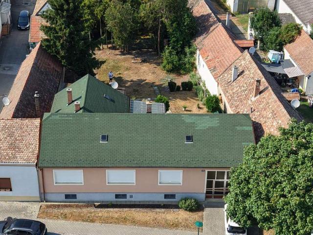 EIN GUTER UND ERSCHWINGLICHER PREIS + € 235.000, Einfamilienhaus mit Garten, Einfahrts Garage in Wulkaprodersdorf