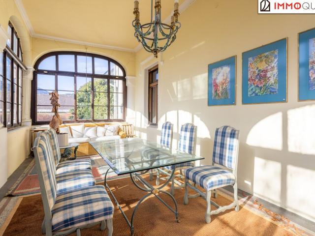 Ein Ensemble mit Außergewöhnlicher Präsenz Repräsentatives Herrenhaus mit Weitläufigem Grundstück und Außergewöhnlichem Entwicklungspotenzial in Zentraler Lage von Kirchdorf an der Krems
